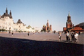 Roter Platz mit Kaufhaus GUM, Basilius-Kathedrale, Lenin-Mausoleum und Kreml-Mauer