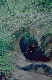 An arch in Hidden Canyon